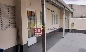 Imagem 2: CASA ENCANTADORA COM 3 QUARTOS NO BAIRRO JARDIM ANA EMÍLIA EM TAUBATÉ/SP