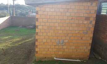 Imagem 5: Terreno com casa meia água