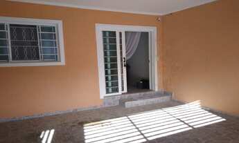 Imagem 2: JACAREÍ - Casa Padrão - JARDIM MARIA AMÉLIA