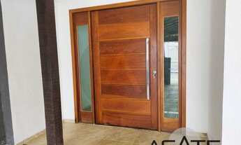 Imagem 4: Agatê Imóveis vende Excelente Casa Duplex de 250 m² - Itaipu - Niterói por R 690 mil reais