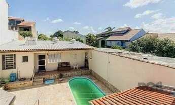 Imagem: Casa de 260m², bairro Costa e Silva