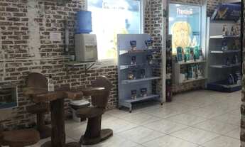 Imagem 5: Ponto comercial/Loja/Box para venda possui 550 metros quadrados com 4 quartos