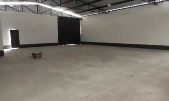 Imagem 3: Excelente galpão, novinho , no Meudon