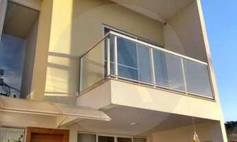 Imagem 2: Imobiliária Agatê Imóveis vende ótima Casa Duplex - Piratininga - Niterói