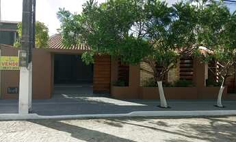 Imagem 7: Casa de condomínio para venda tem 262 metros quadrados com 3 quartos