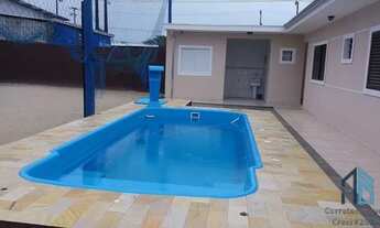 Imagem 2: Casa c/piscina, 04 quartos c/suíte no Baln. Gaivotas em Matinhos PR