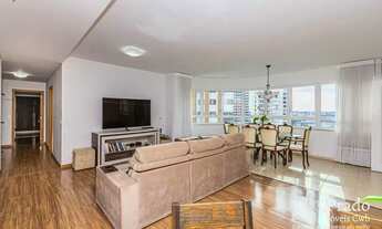 Imagem 2: Apartamento à venda, 214 m² privativos, 4 dormitórios sendo 2 suítes, 3 vagas, Mossunguê