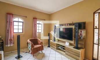 Imagem 3: Casa para Aluguel - Tulipas, 2 Quartos, 179 m2