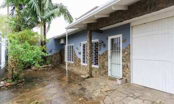 Imagem 2: Casa com 3 Quartos para Alugar no bairro Niterói com 128m²