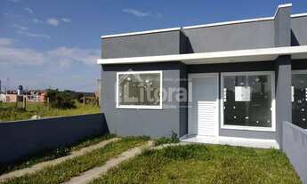 Imagem: Casa geminada com 2 quartos, nunca habitada