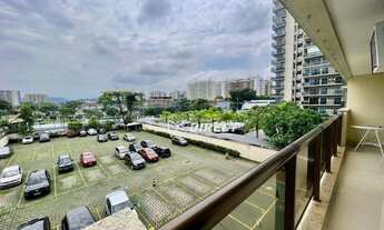 Imagem 7: RUA AROAZES: Lindo apartamento, sala, 2 quartos (1 suíte) + escritório, varanda , armários