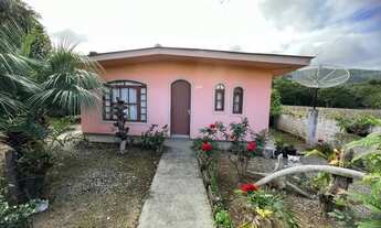 Imagem: Casa na Caieira da Barra do Sul, sul da