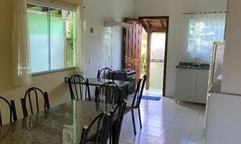 Imagem 7: Casa aconchegante, com dois quartos, dois banheiros, edícula e um lindo jardim