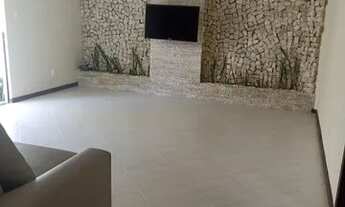 Imagem 3: ALUGO CASA TÉRREA MOBILIADA EM PRAIA DO FLAMENGO, 3/4 SENDO 01 SUÍTE, R$ 3.600,00 MAIS TAX