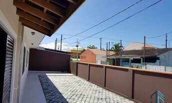 Imagem 3: Casa c/piscina, 04 quartos c/suíte no Baln. Gaivotas em Matinhos PR