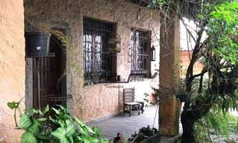 Imagem: Lindo sobrado à venda no Parque das Fontes