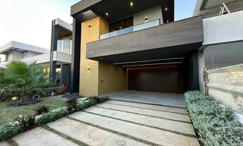 Imagem: Sobrado para venda possui 306 metros quadrados