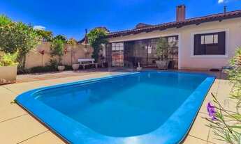 Imagem 2: Casa desocupada em Ipanema l Jardim Verde - 3 dormitórios 248m², terreno 10x35 l Piscina e