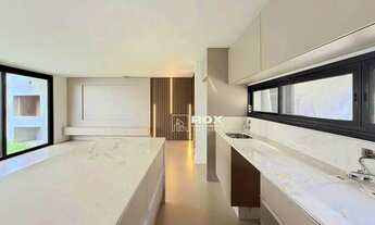 Imagem 3: Casa semi-mobiliada com 3 quartos para alugar, 194 m² por R$ 10.000/mês - Santa Felicidade