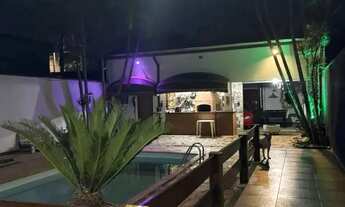 Imagem: Sobrado para aluguel possui 250 metros quadrados