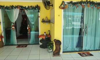 Imagem 2: Casa de Alto Padrão 3 Pavimentos com Piscina | Castanheira | 200m²