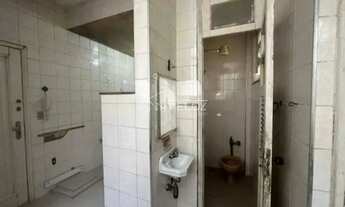 Imagem: Apartamento - / Residencial / Glória