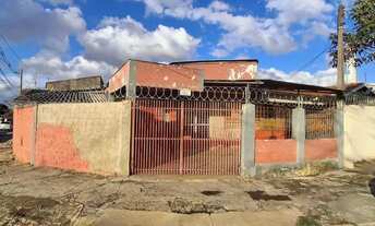 Imagem: Casa com Edícula Independente em Terreno