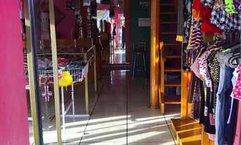 Imagem 4: Vende-se essas 2 lojas no centro de Américo Brasiliense , ótimo faturamento ,já montada