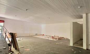 Imagem 4: Amplo imóvel para locação na Av. Torquato Tapajós/ Próx. do supermercado Vitória