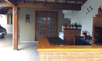 Imagem 3: Sobrado para venda possui 213 metros quadrados com 3 quartos