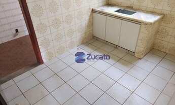 Imagem 2: Apartamento com 2 dormitórios para alugar, 60 m² por R$ 700,00/mês - São Benedito - Uberab