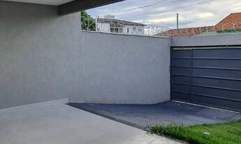 Imagem 4: Bela Casa jardim presidente, piscina e três quartos com suíte!