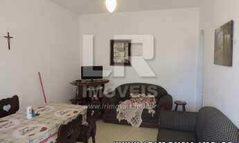 Imagem 4: Casa com 2 quartos e quintal amplo em rua asfaltada, ótimo bairro *IP-15