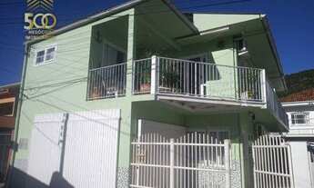 Imagem: Casa com 8 dormitórios à venda, 120 m²