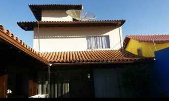 Imagem 2: Casa para venda possui 209 metros quadrados com 4 quartos em Centro - Iguaba Grande - RJ