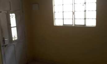 Imagem 3: Casa térrea venda vila Sta Terezinha 2dormitórios com edicula