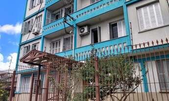 Imagem 2: Apartamento para venda possui 55 metros quadrados com 2 quartos em Azenha - Porto Alegre