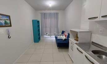 Imagem 2: Ótimo Apartamento semimobiliado com vista mar e morro do Cambirela - 2 dormitórios à vend