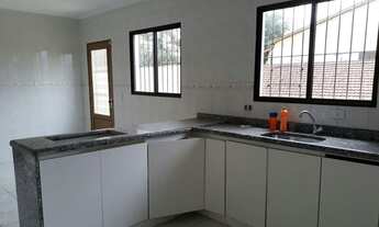 Imagem 4: Sobrado para aluguel possui 200 metros quadrados com 3 quartos em Vila Santos - São Paulo