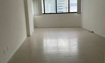 Imagem 7: Sala Comercial para Venda em Salvador, Caminho das Árvores, 1 banheiro, 2 vagas
