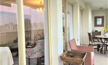 Imagem 7: Vendo apartamento alto padrão, três suítes, varanda e quatro vagas de garagem, ótima local