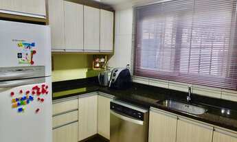 Imagem 7: Sobrado para venda possui 99 metros quadrados com 3 quartos em Igara - Canoas - RS