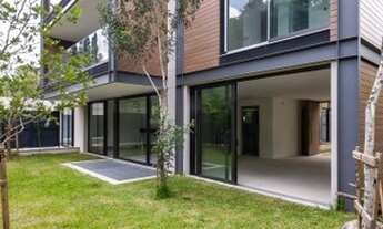 Imagem: Casa em condomínio com jardins privativos