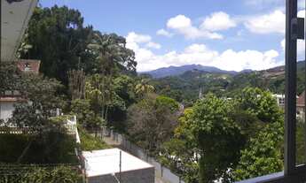 Imagem 2: Apartamento para venda tem 120 metros quadrados com 3 quartos em Centro - Petrópolis - RJ