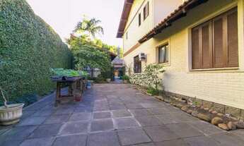 Imagem 6: Casa 04 dormitórios no bairro Tristeza em Porto Alegre