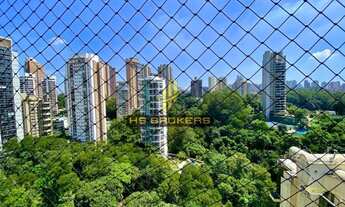 Imagem 7: Apartamento com pé direito duplo à venda no Panamaby