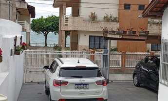 Imagem 1: Pousada à 10m do mar com vista