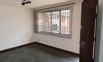 Imagem 5: Casa para aluguel tem 120 metros quadrados com 3 quartos em Água Verde