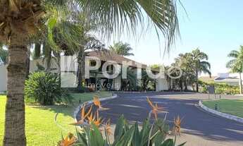 Imagem 4: Viva em grande estilo no Damha II: Casa espaçosa de 3 dormitórios com suíte máster e área