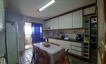 Imagem 7: Apartamento para venda tem 227 metros quadrados com 5 quartos em Apipucos - Recife - PE